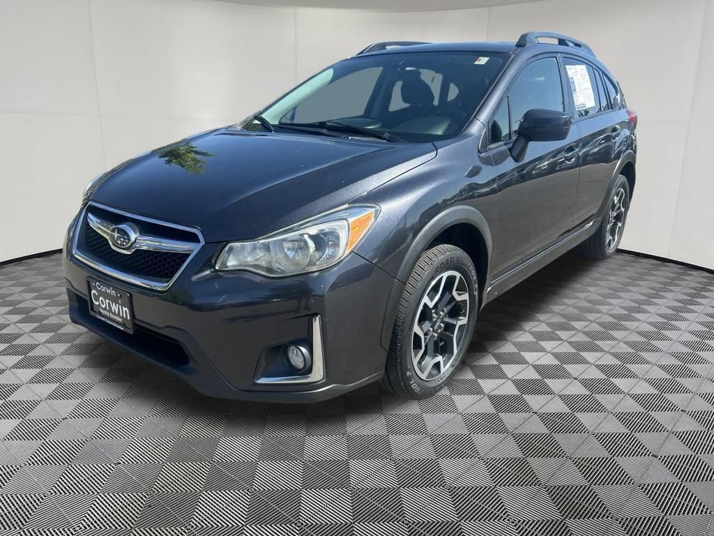 Used 2017 Subaru Crosstrek 2.0i Premium w/ Popular Package #2 AWD/4WD image 3