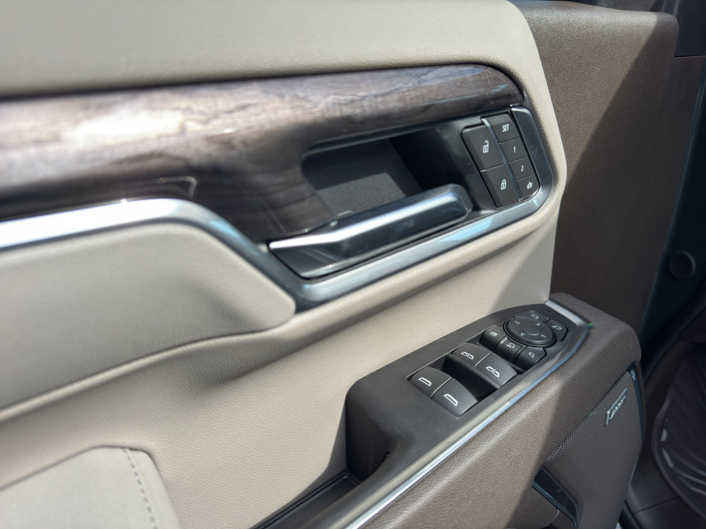 New 2026 Chevrolet Silverado 2500 LTZ w/ LTZ Convenience Package image 18