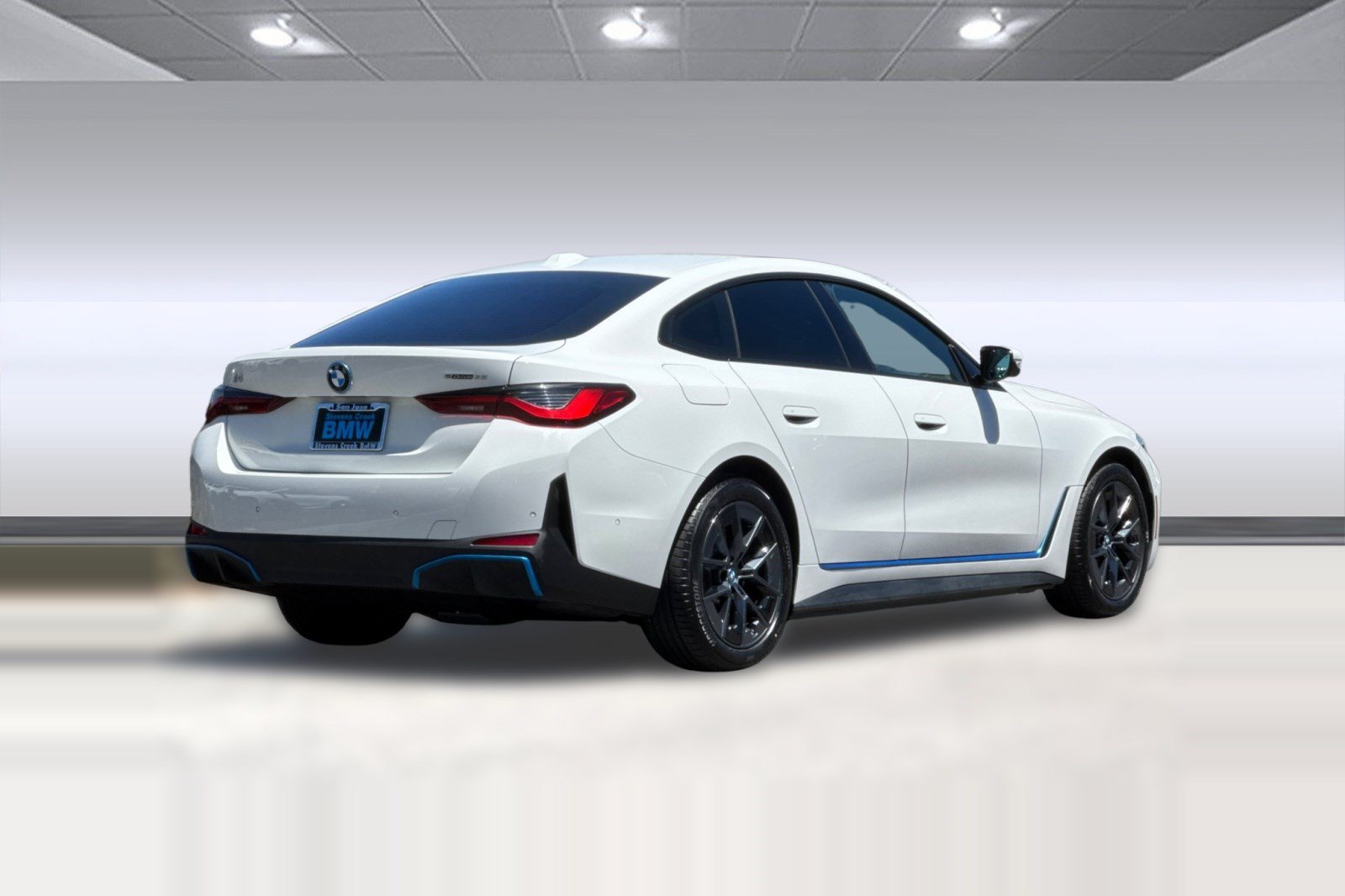 Certified 2023 BMW i4 eDrive35 w/ Premium Package RWD image 9