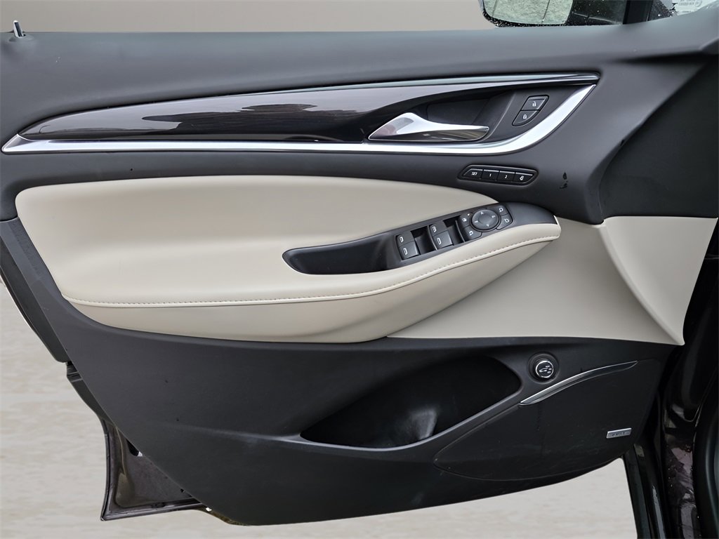 Used 2019 Buick Enclave Premium w/ Experience Buick Package image 17