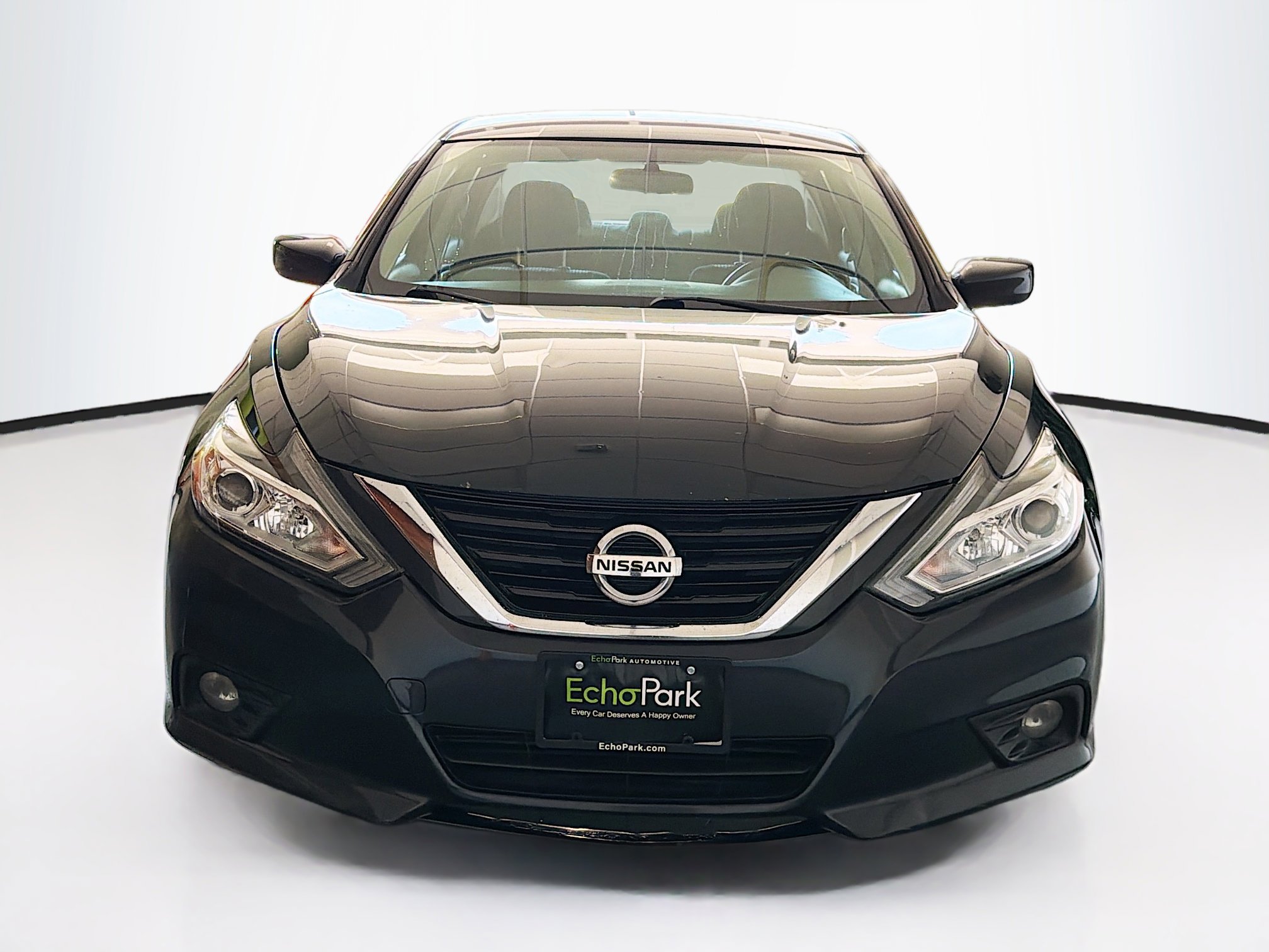 Used 2018 Nissan Altima 2.5 SV FWD image 2
