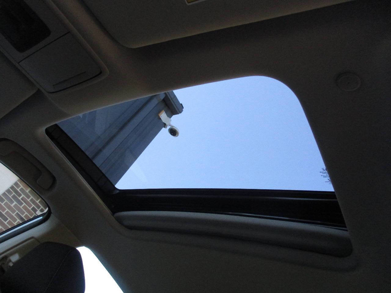 Used 2023 Honda Accord EX image 36