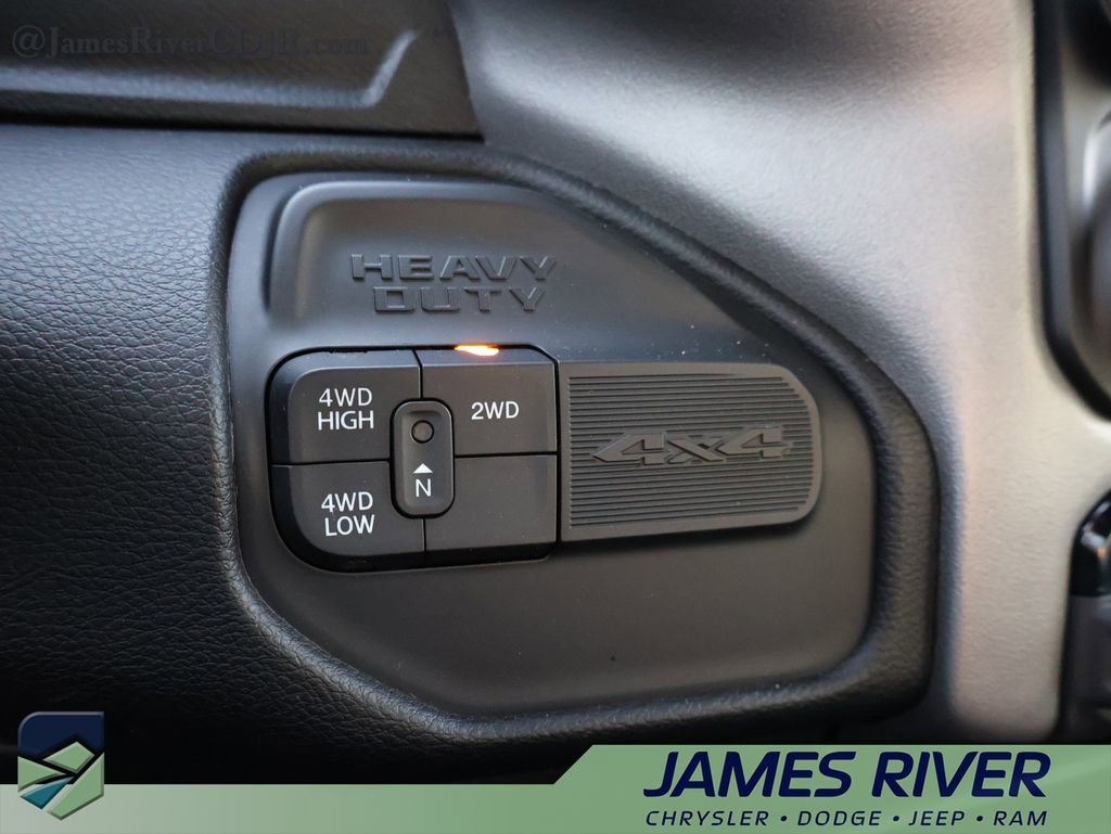 Used 2024 RAM 3500 Big Horn AWD/4WD image 27