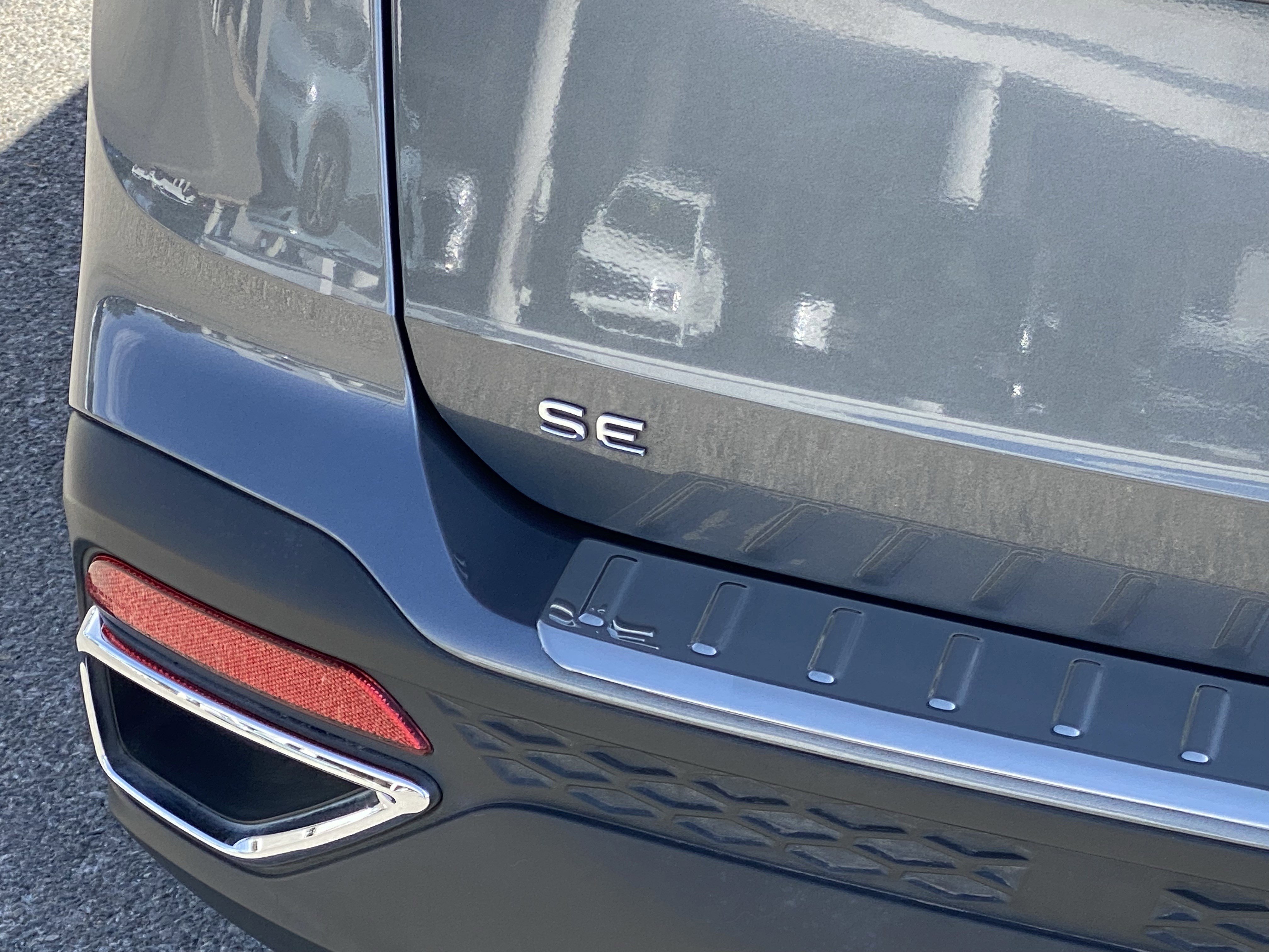 Certified 2022 Volkswagen Taos SE image 18