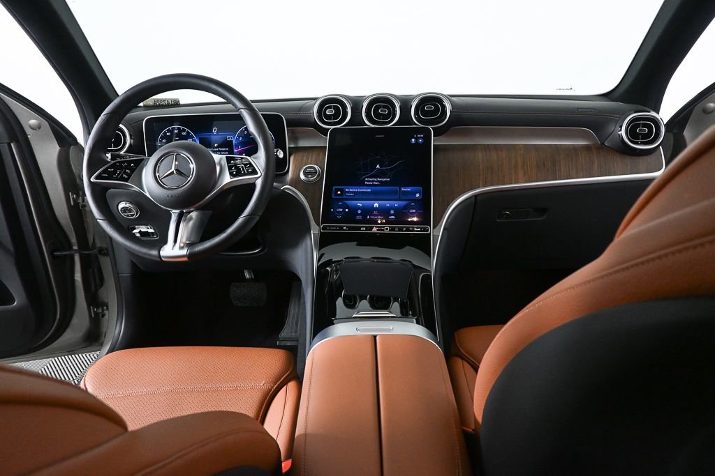 Used 2024 Mercedes-Benz GLC 300 image 16