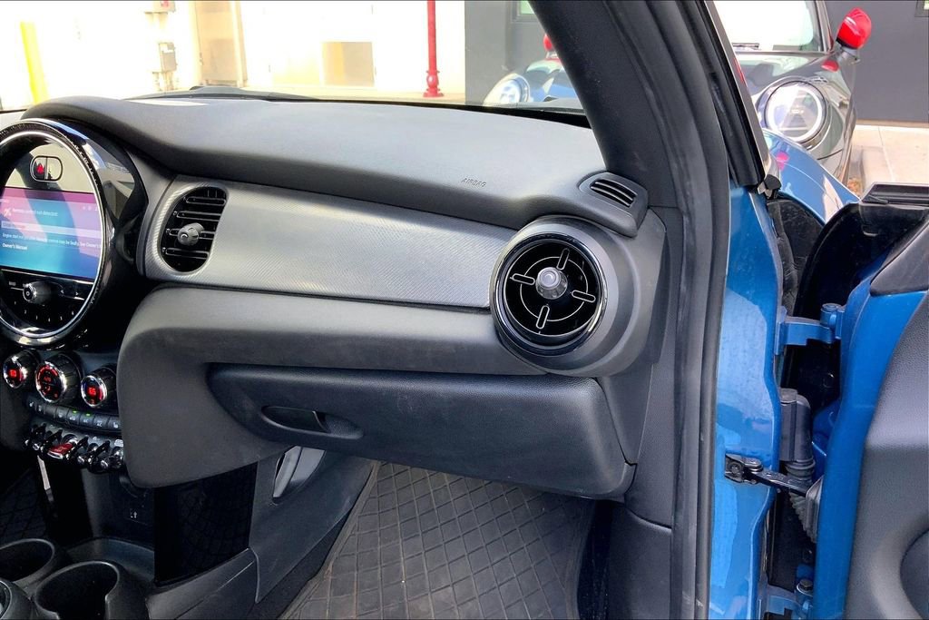 Certified 2023 MINI Cooper S w/ Signature Upholstery Package FWD image 12