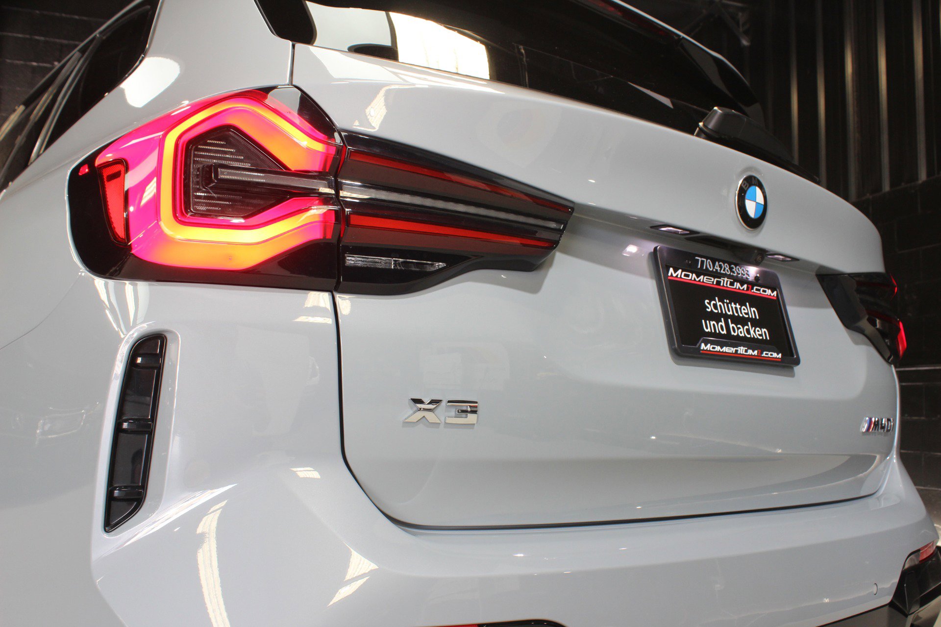 Used 2024 BMW X3 M40i w/ Premium Package image 11