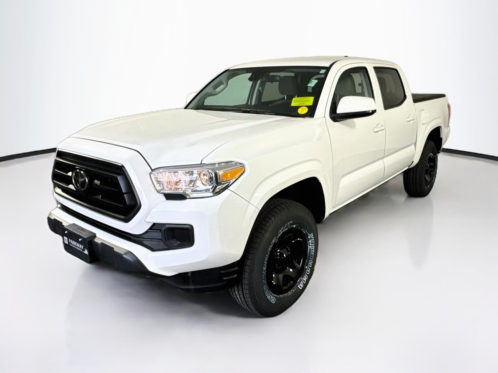 Certified 2023 Toyota Tacoma SR AWD/4WD image 3