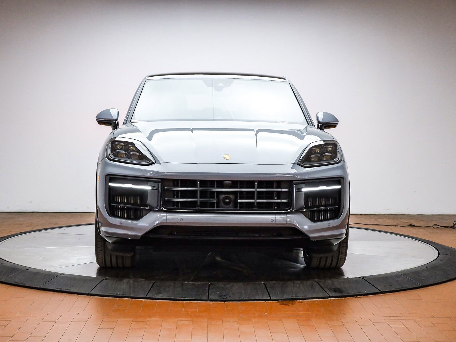 Used 2026 Porsche Cayenne GTS image 46