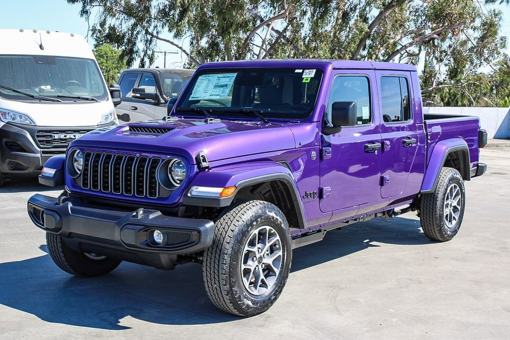 New 2026 Jeep Gladiator Sport image 4