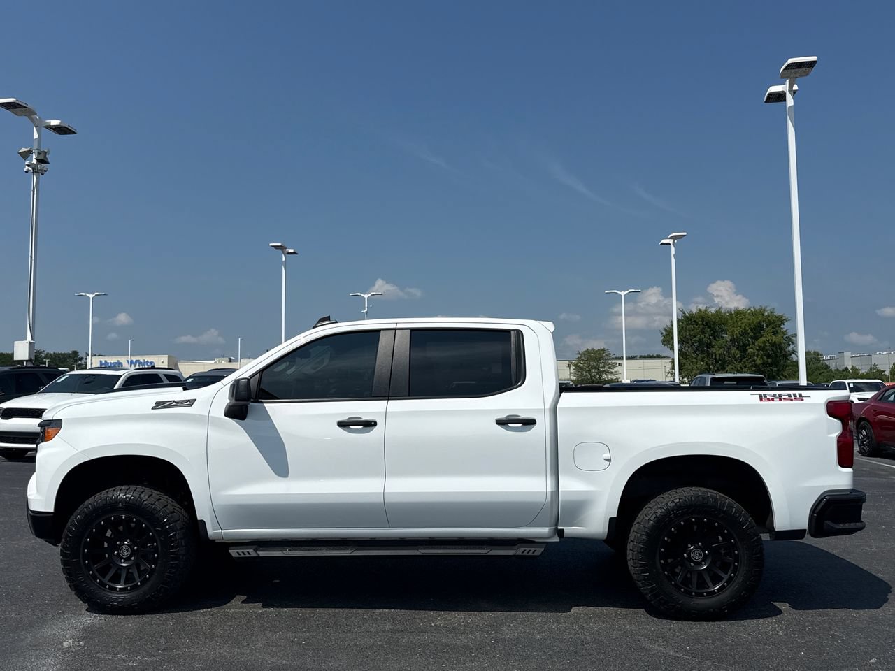 Used 2024 Chevrolet Silverado 1500 Custom Trail Boss AWD/4WD image 6
