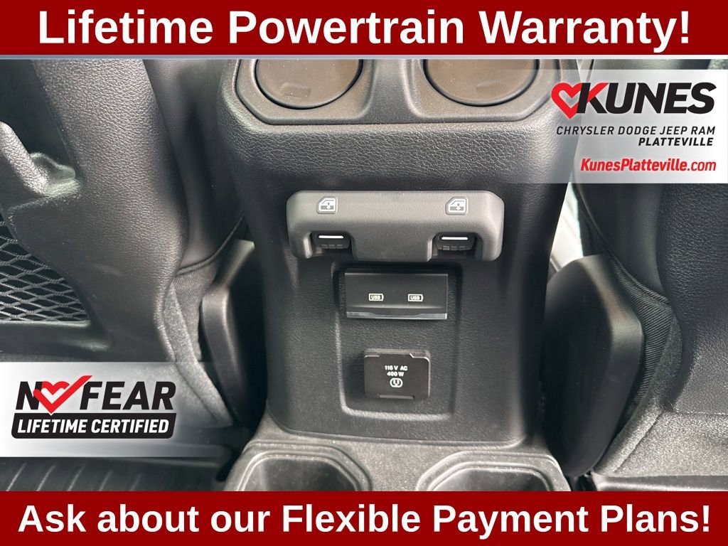 Used 2024 Jeep Gladiator Rubicon image 31