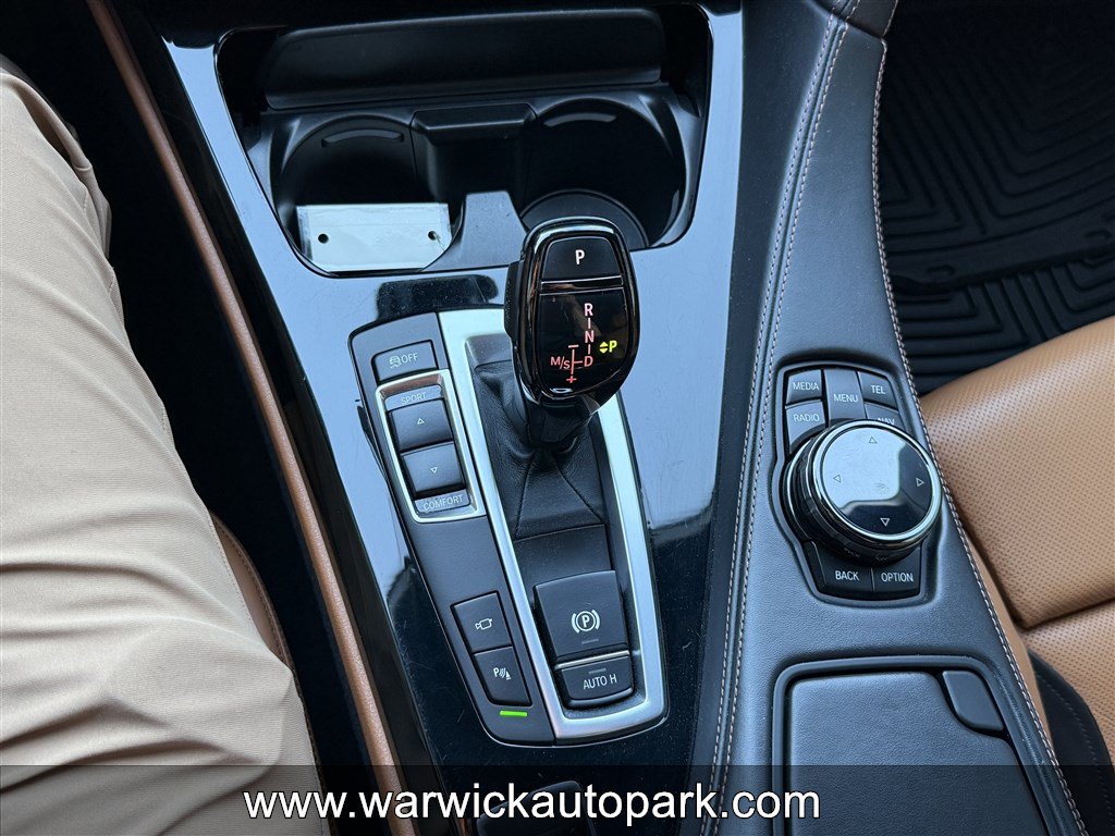Used 2016 BMW 650i Convertible RWD image 12