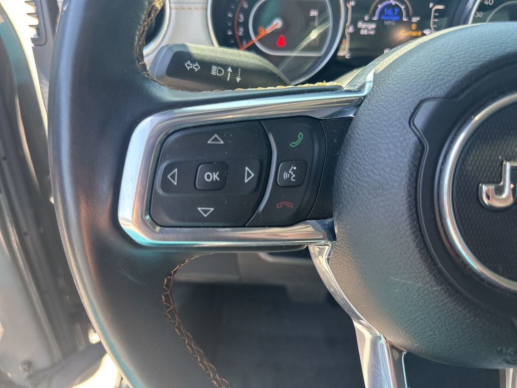 Used 2022 Jeep Gladiator Overland AWD/4WD image 16