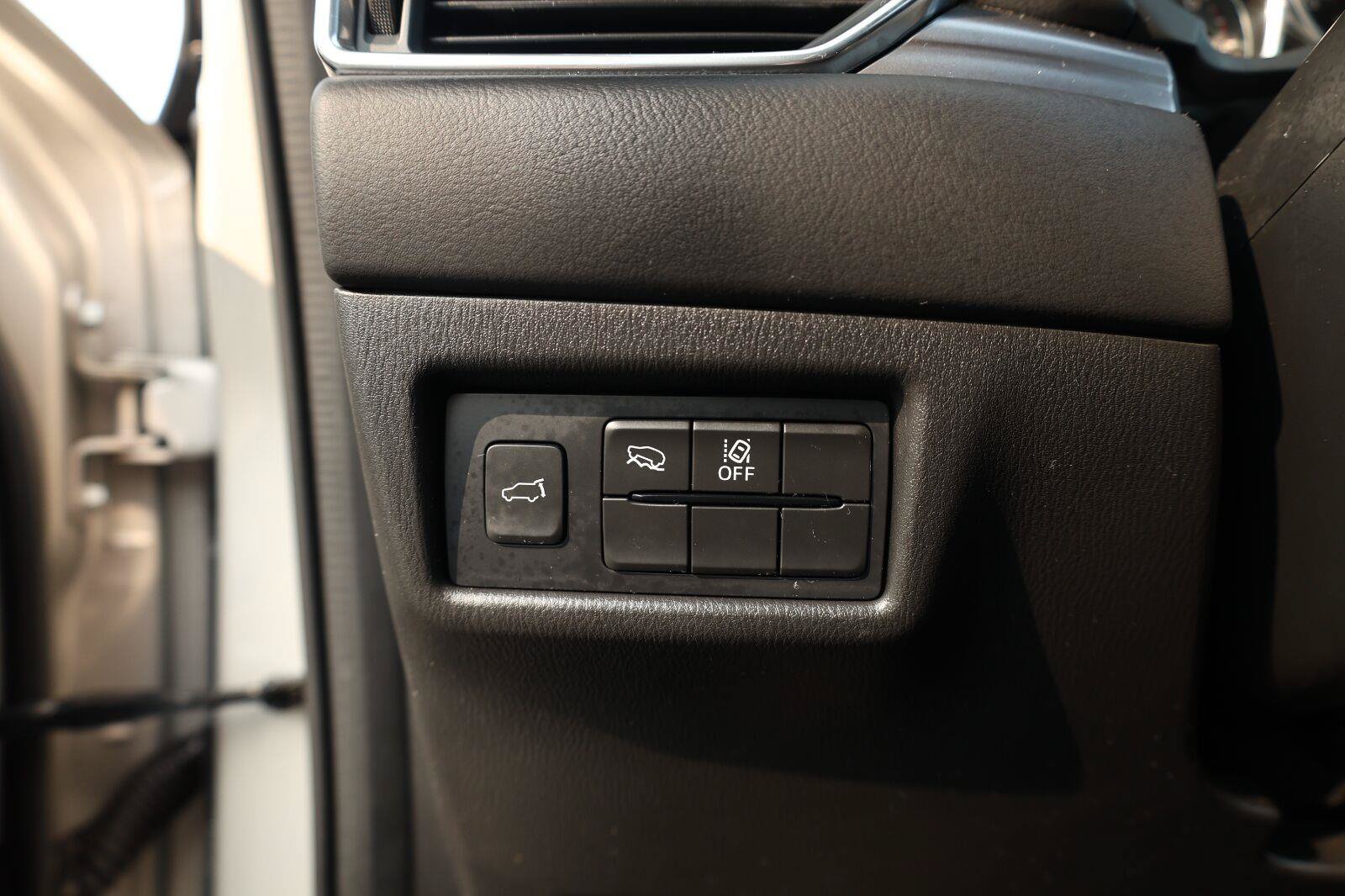 Used 2025 MAZDA CX-5 AWD 2.5 S w/ Preferred Package image 27
