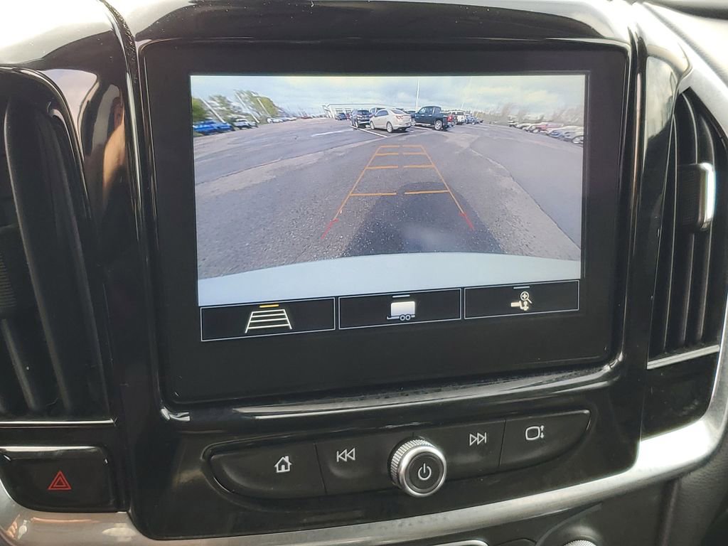 Used 2020 Chevrolet Traverse LT w/ LPO, Floor Liner Package AWD/4WD image 17