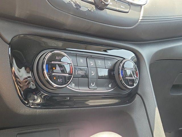 Used 2023 Buick Encore GX Essence w/ Experience Buick Package FWD image 26
