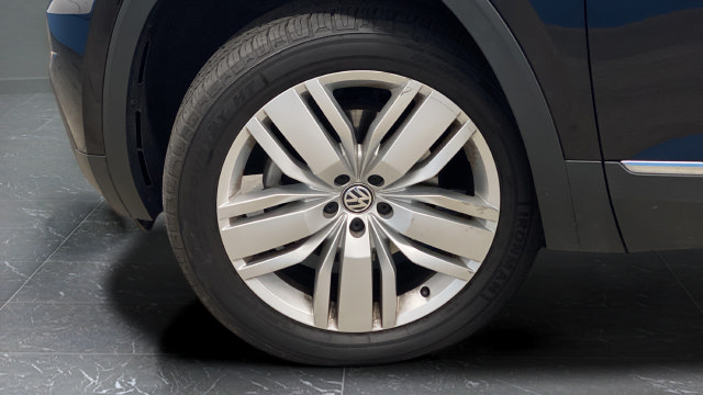 Used 2019 Volkswagen Atlas SEL AWD/4WD image 39