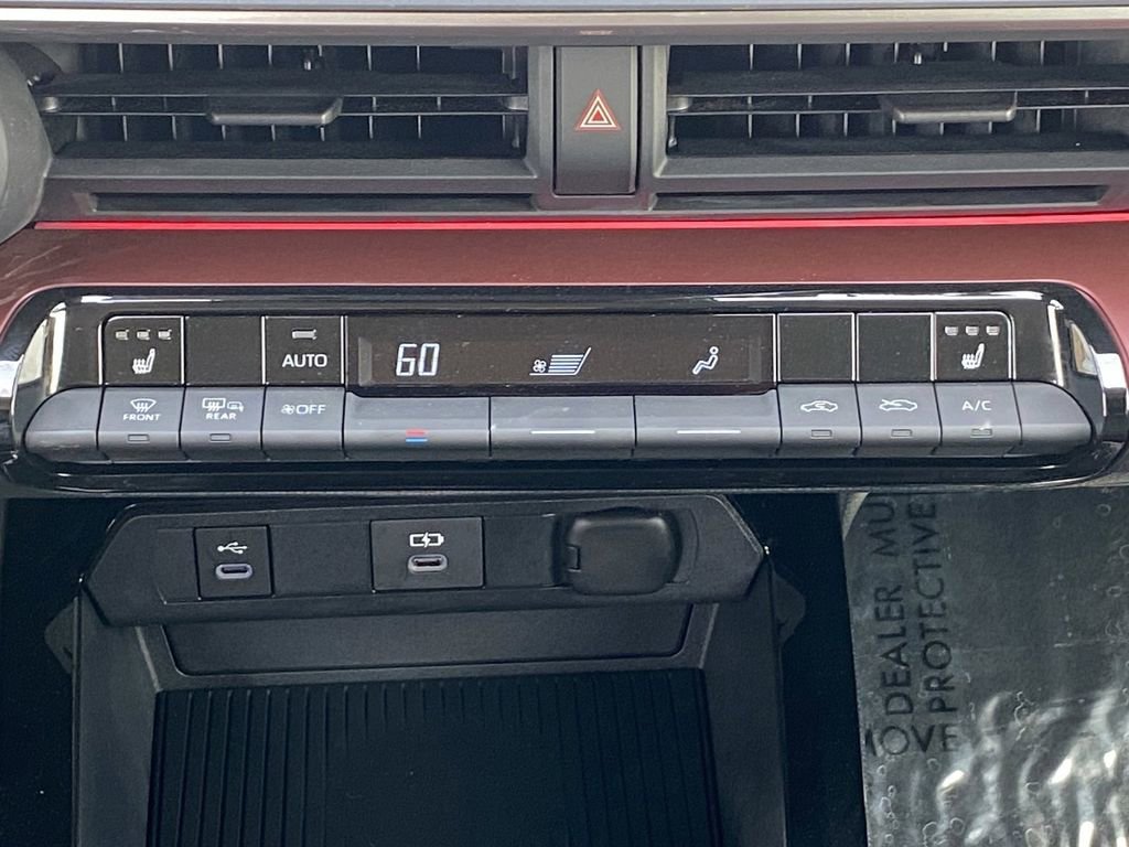 Used 2023 Toyota Prius Prime FWD image 32