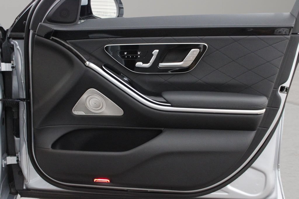 Used 2022 Mercedes-Benz S 580 4MATIC Sedan image 23