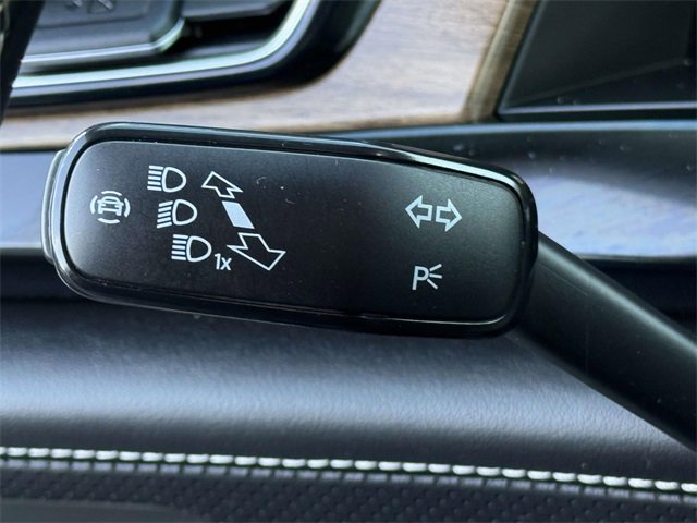 Used 2024 Volkswagen Atlas SE image 21