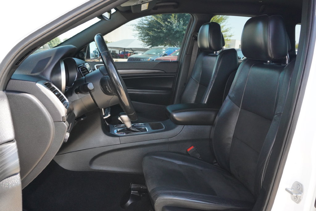 Used 2019 Jeep Grand Cherokee Altitude RWD image 22