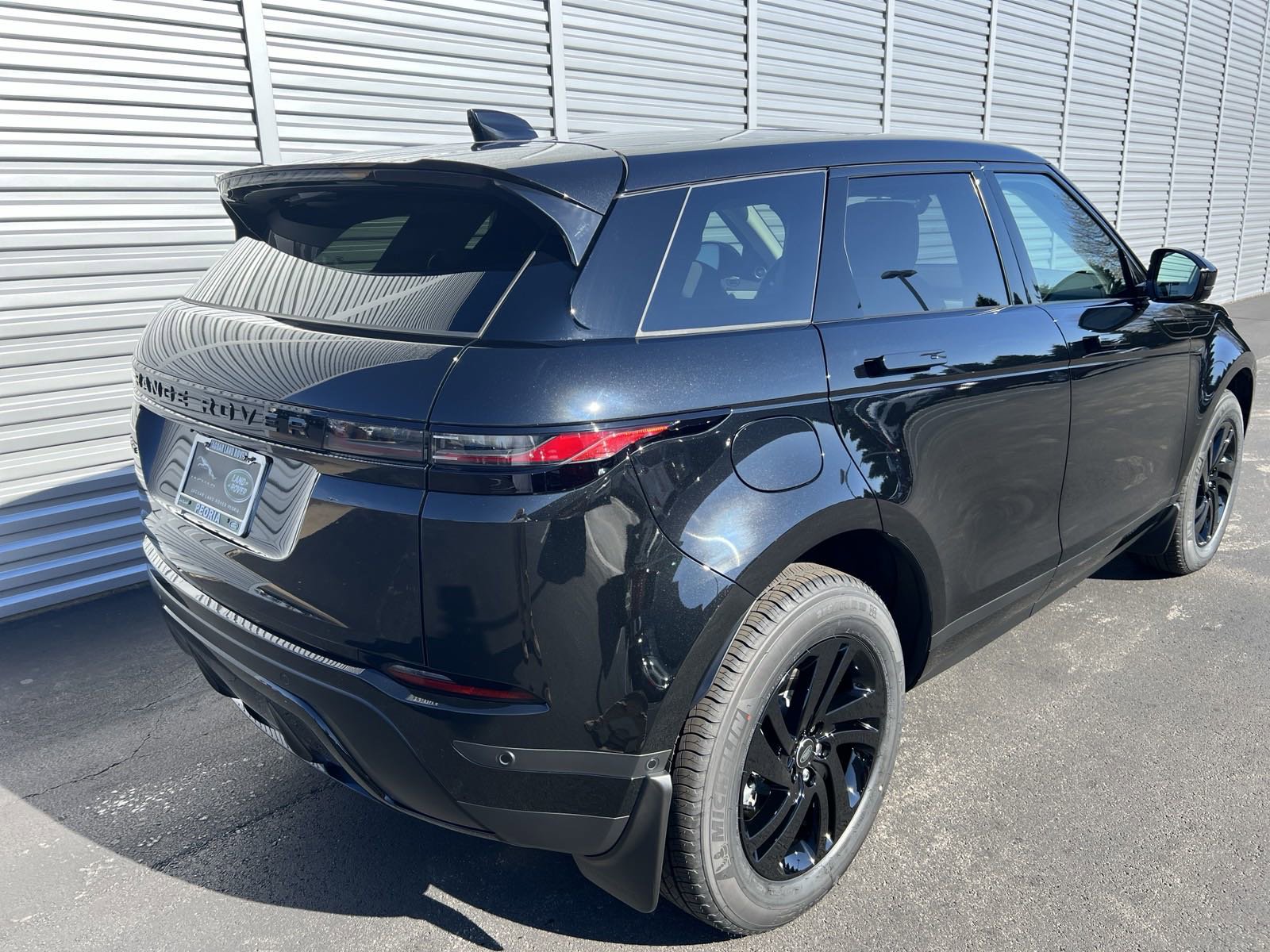 New 2025 Land Rover Range Rover Evoque Dynamic SE image 5