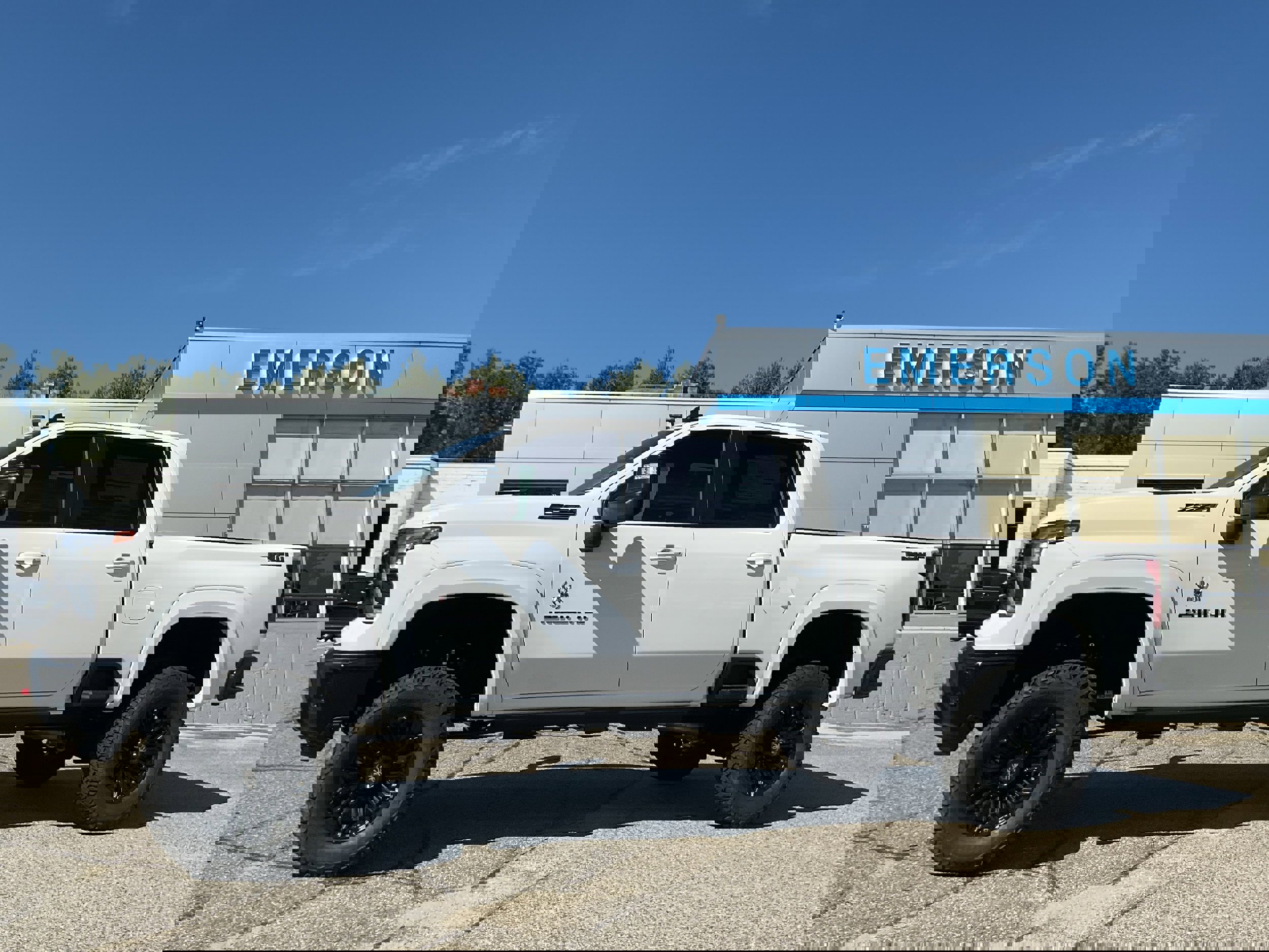 New 2025 Chevrolet Silverado 2500 LT w/ Trail Boss Package