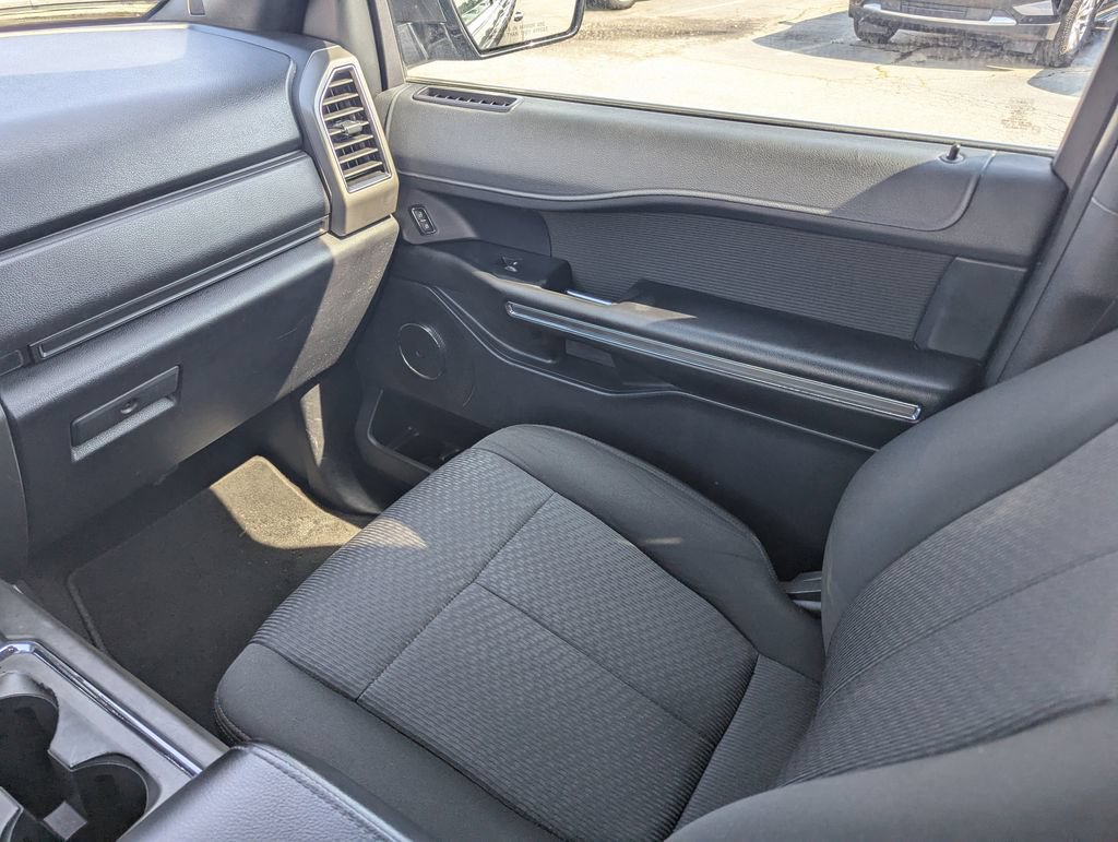 Used 2019 Ford Expedition Max XLT RWD image 17
