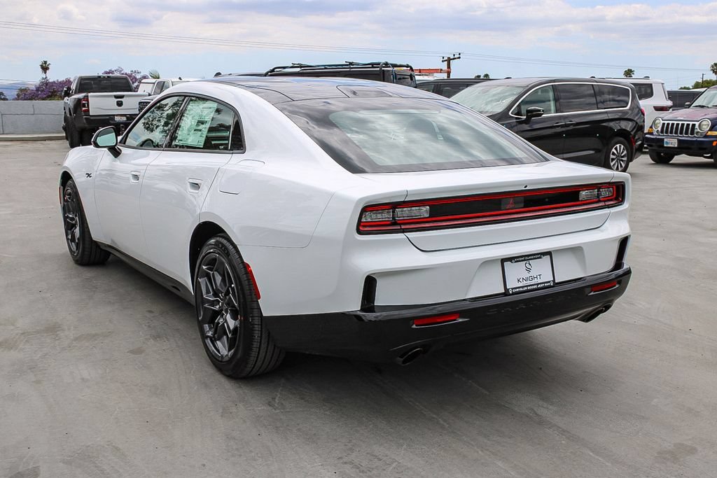 New 2026 Dodge Charger R/T w/ Blacktop Package AWD/4WD image 6