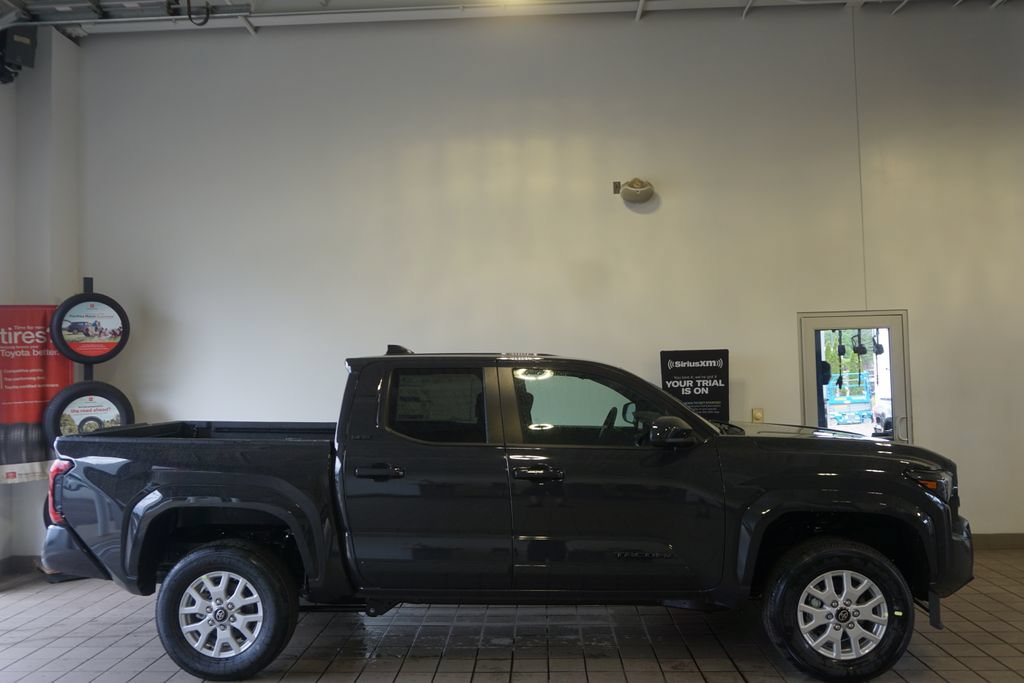 New 2026 Toyota Tacoma SR5 AWD/4WD image 15