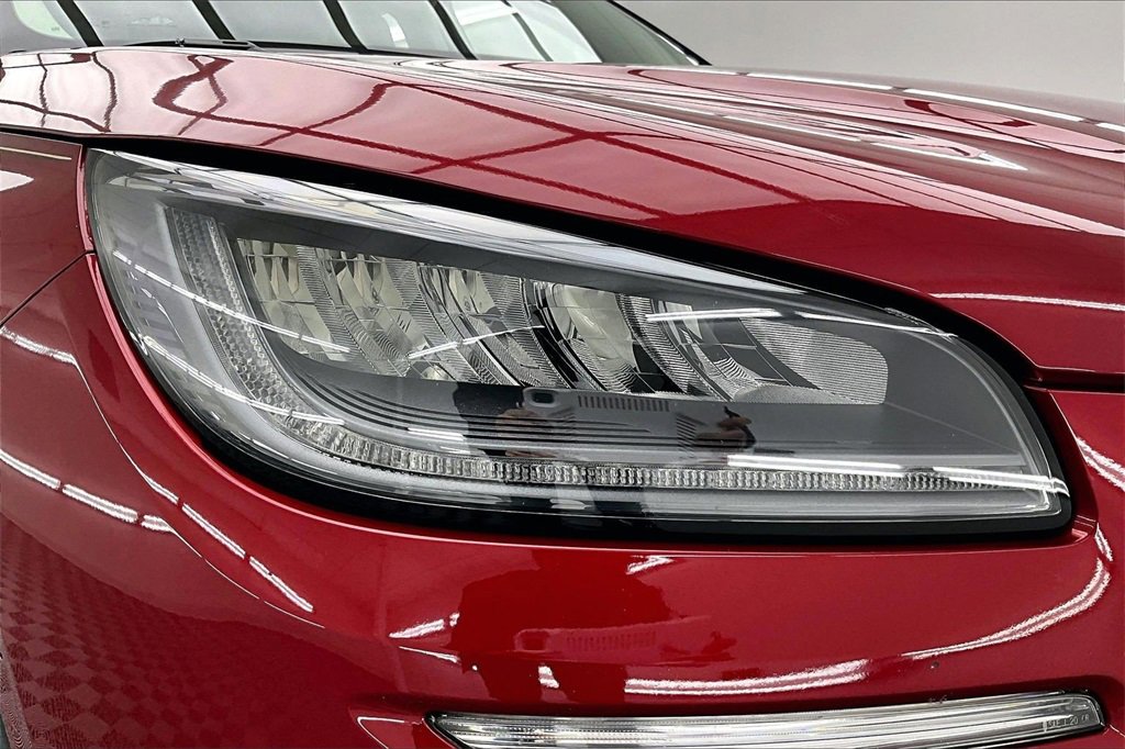 Used 2022 Lincoln Corsair FWD w/ Premium Package image 29