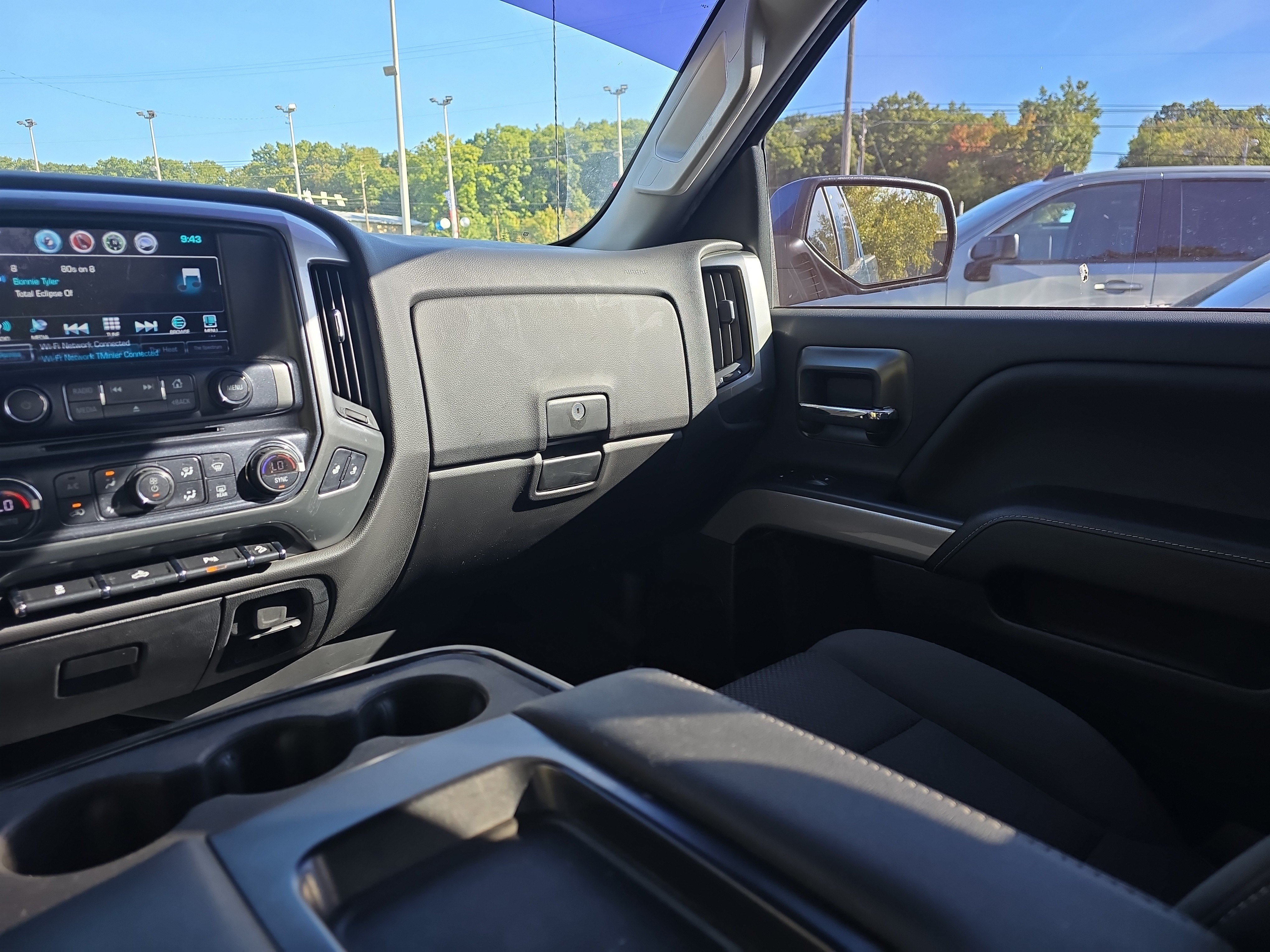 Used 2019 Chevrolet Silverado 1500 LT w/ All Star Edition AWD/4WD image 14