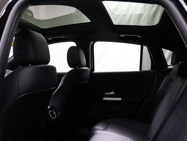 Certified 2023 Mercedes-Benz GLA 250 4MATIC image 13