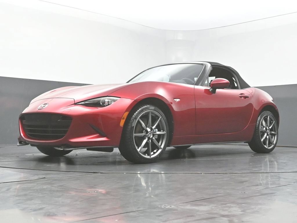 Used 2021 MAZDA MX-5 Miata Grand Touring RWD image 43