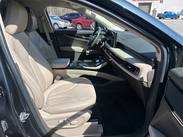 Used 2022 Lincoln Nautilus AWD w/ Premium Package image 14