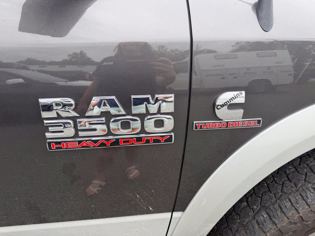 Used 2018 RAM 3500 Laramie AWD/4WD image 11