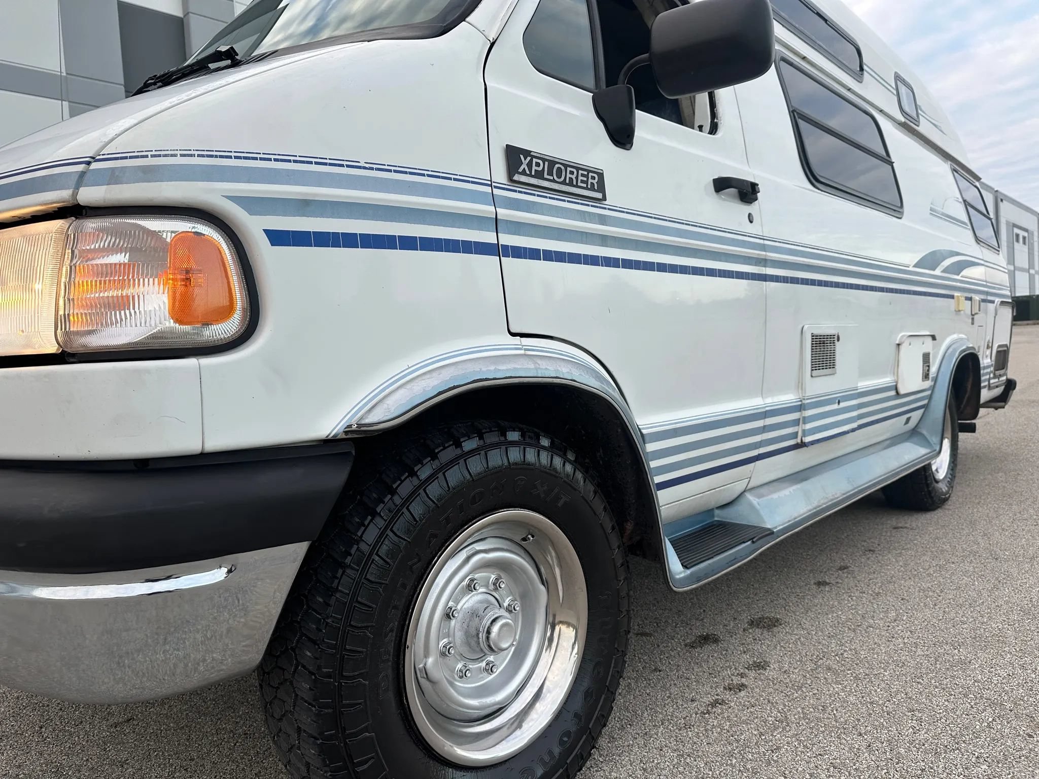 Used 1997 Dodge B3500 RWD image 9