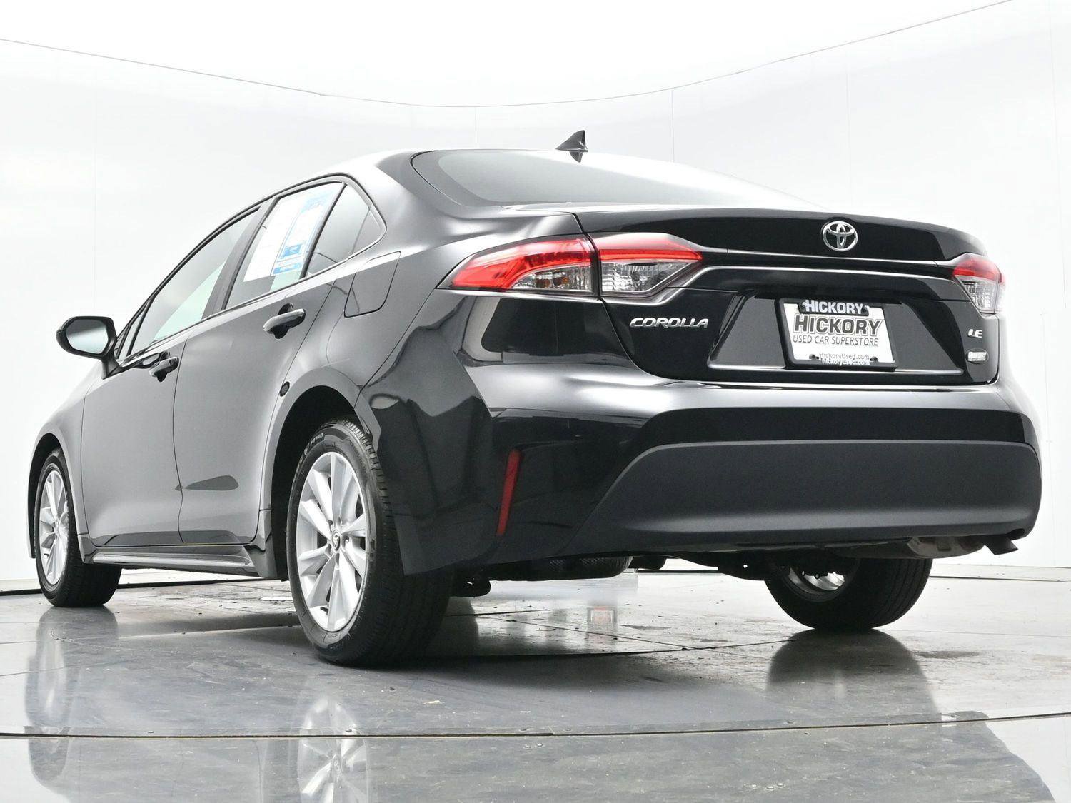 Used 2024 Toyota Corolla LE w/ LE Convenience Package image 45