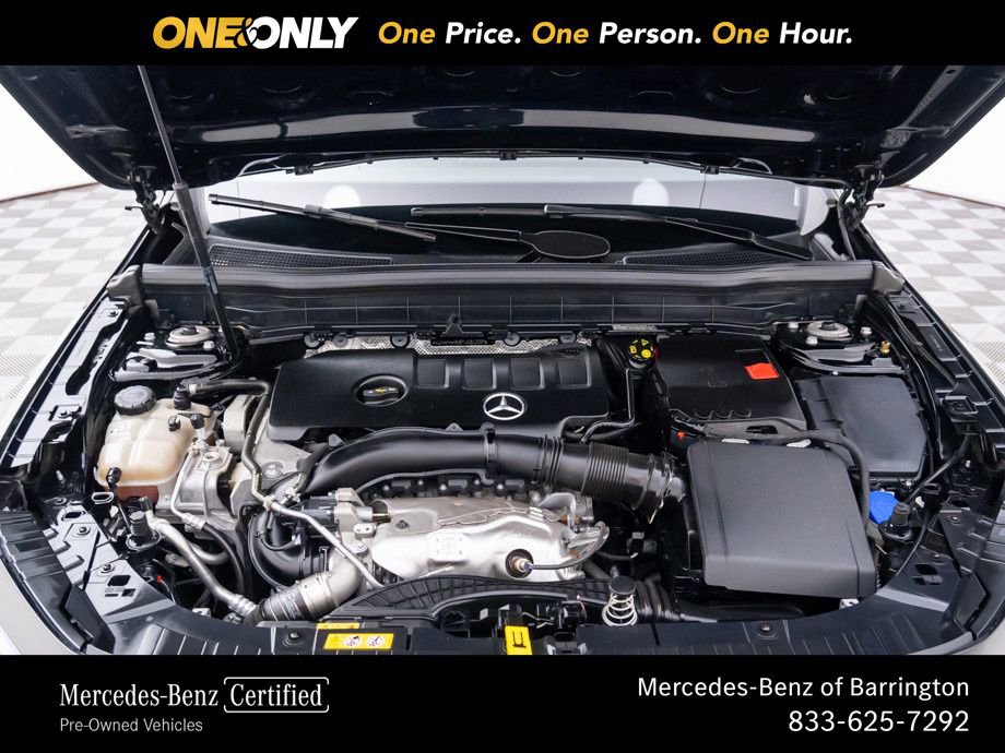 Used 2023 Mercedes-Benz GLB 250 4MATIC image 32