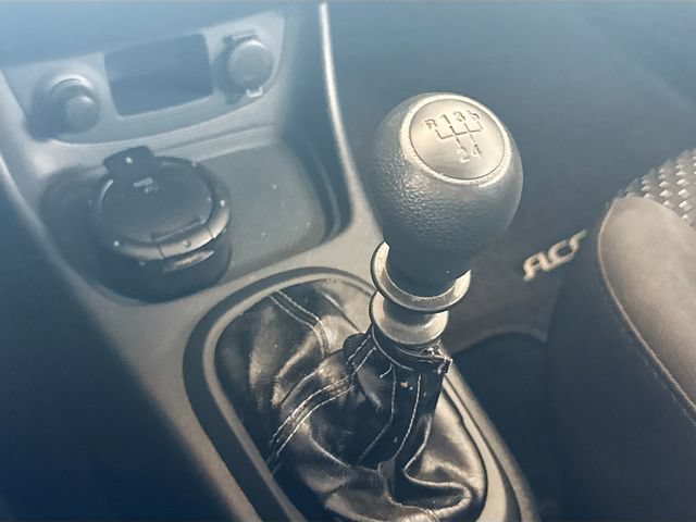 Used 2011 Hyundai Accent GL FWD image 16
