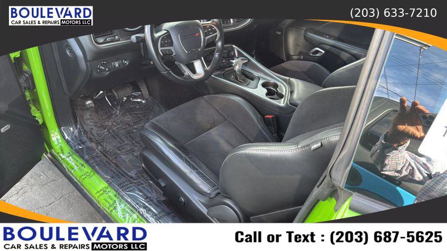 Used 2017 Dodge Challenger GT w/ GT Interior Package image 28