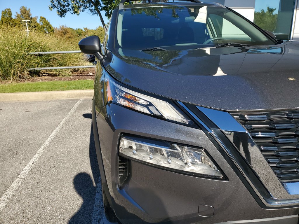 Certified 2023 Nissan Rogue SV w/ SV Premium B Package AWD/4WD image 16