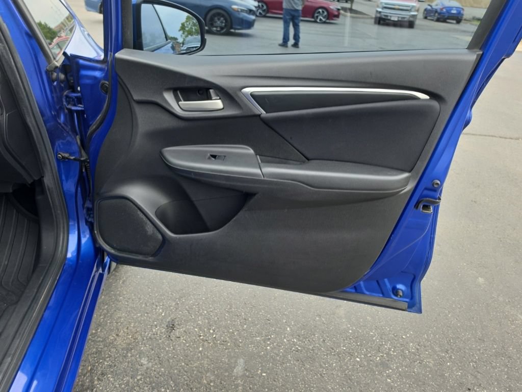 Used 2016 Honda Fit LX image 27