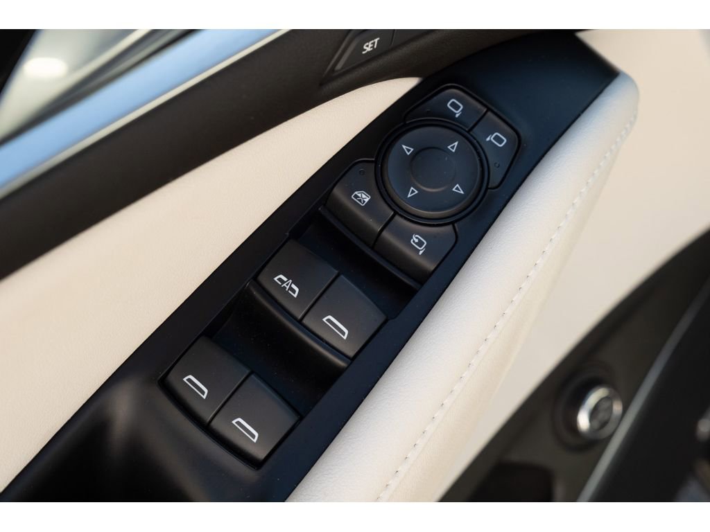 Used 2022 Buick Enclave Premium w/ Experience Buick Package FWD image 14
