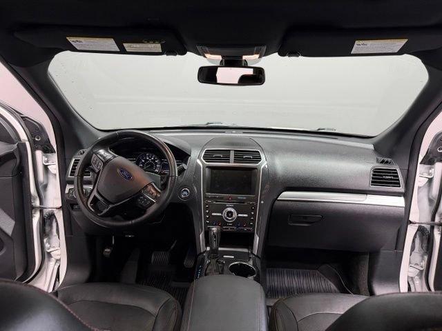 Used 2018 Ford Explorer Sport w/ Equipment Group 401A AWD/4WD image 31