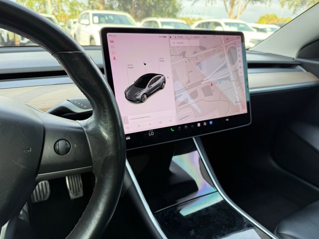 Used 2018 Tesla Model 3 Long Range image 23