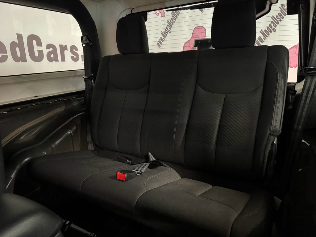 Used 2018 Jeep Wrangler Sport image 17