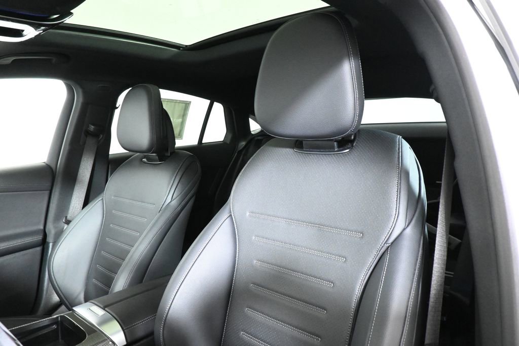 Certified 2025 Mercedes-Benz GLC 300 4MATIC image 16