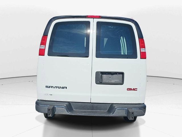 Used 2024 GMC Savana 2500 w/ Driver Convenience Package image 5